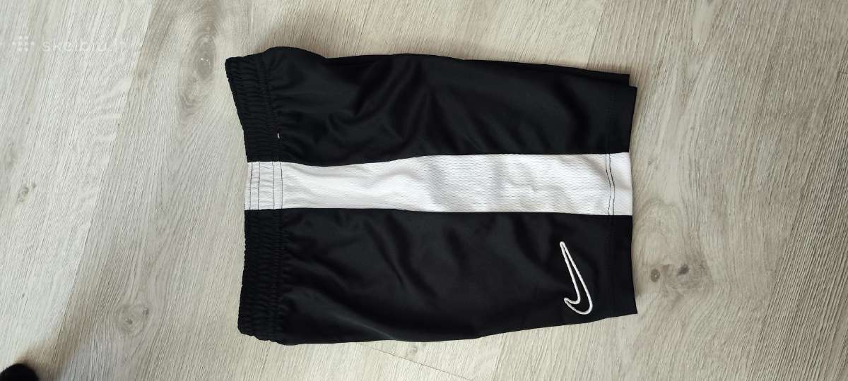 Nike Šortai - nuotraukos Nr. 3