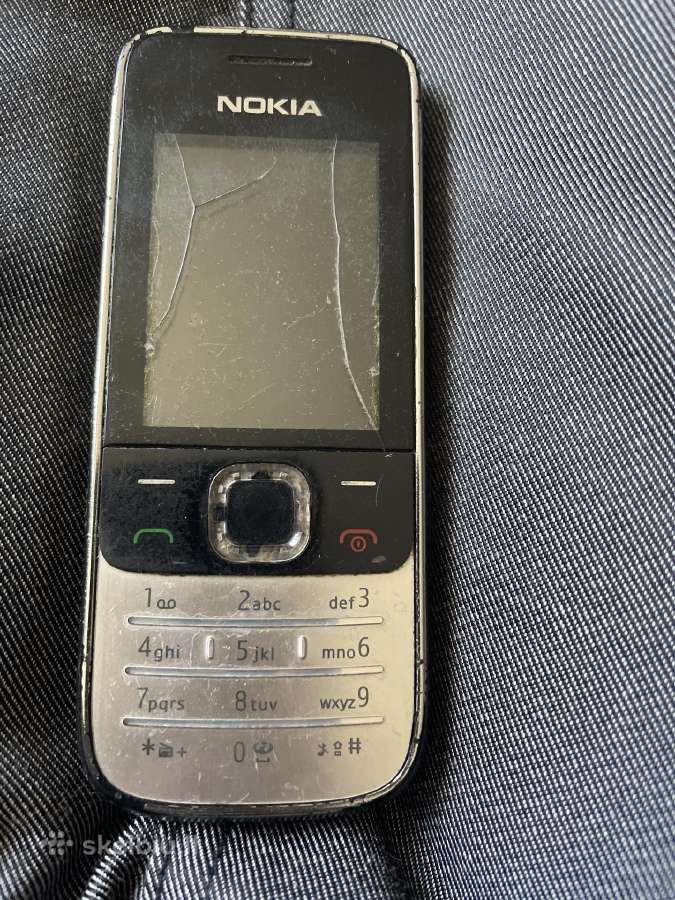 Nokia 2730c-1