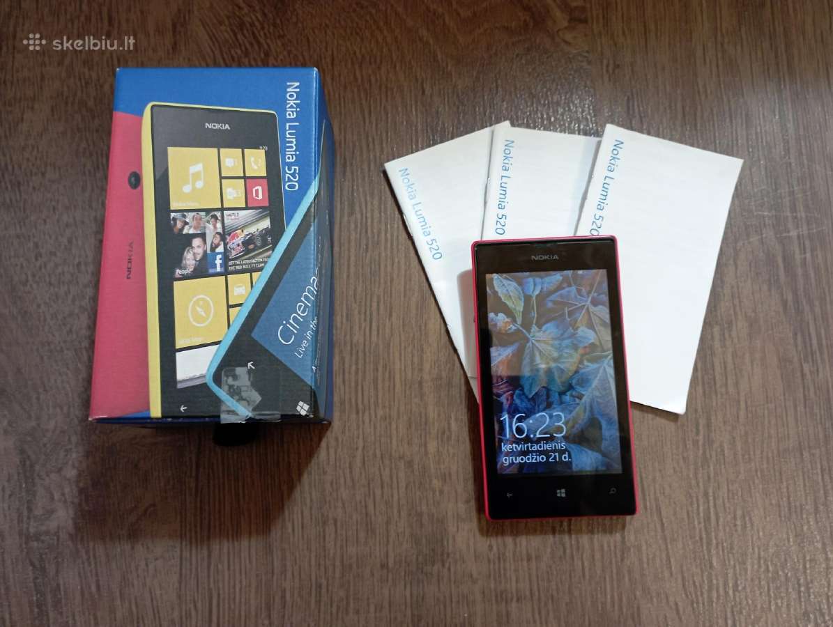 Nokia lumia 520