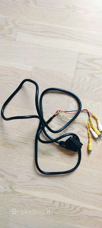 Scart to 4 tulips kabelis
