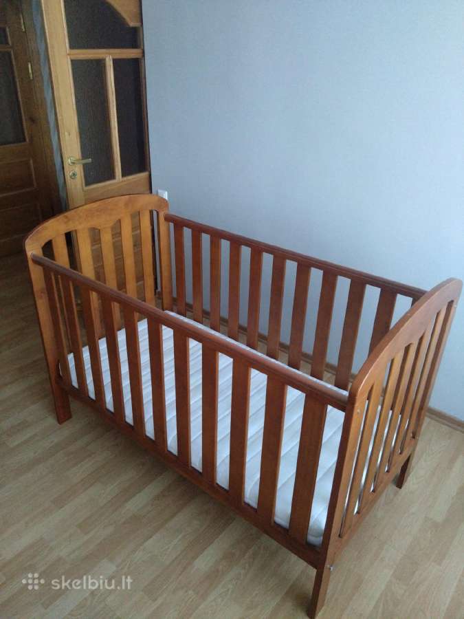 John Lewis Vaikiška lovytė nuo kūdikystės iki 6 m.