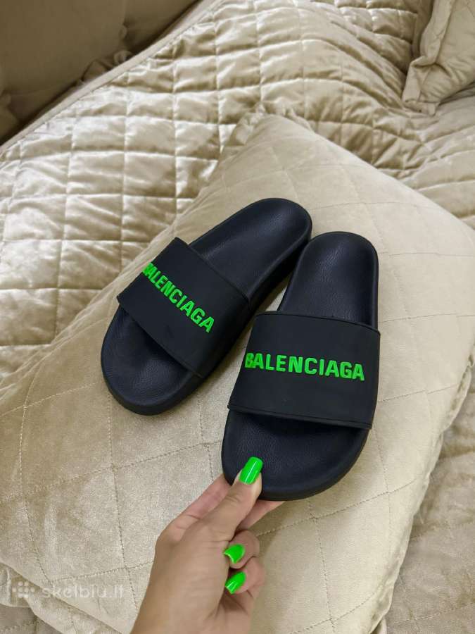 Balenciaga slepetes - nuotraukos Nr. 3