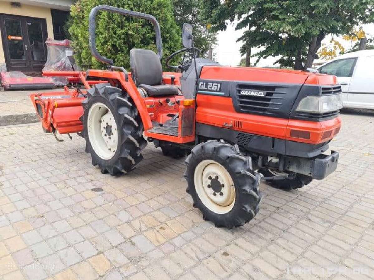 Mini ekskavatoriaus-krautuvo nuoma nuo 40 e/h - nuotraukos Nr. 15