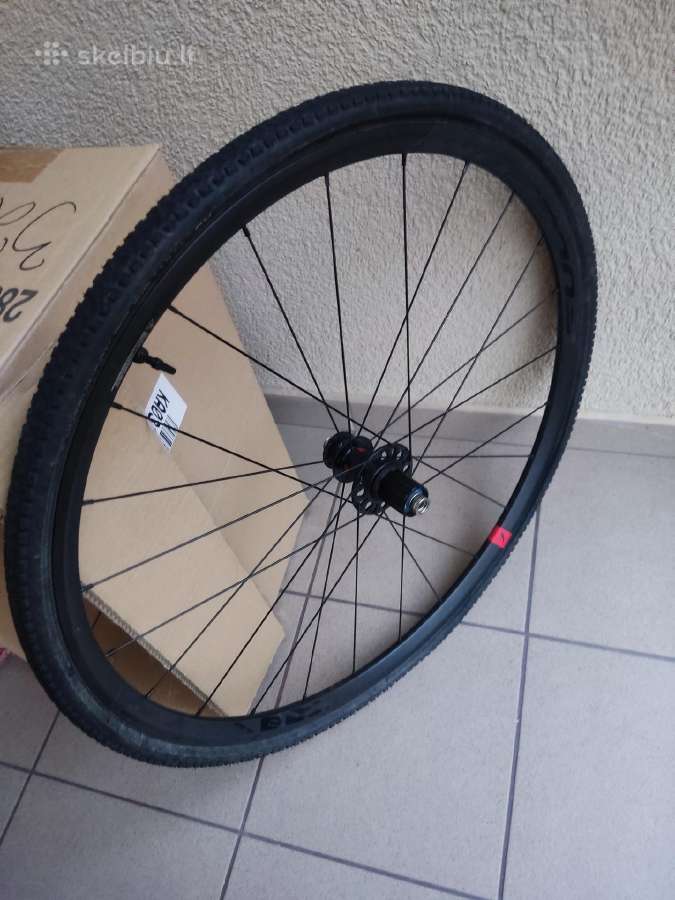 Fulcrum racing 700 Db plento/gravel ratai