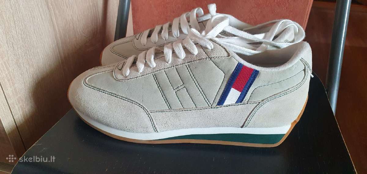 Tommy Hilfiger kedai