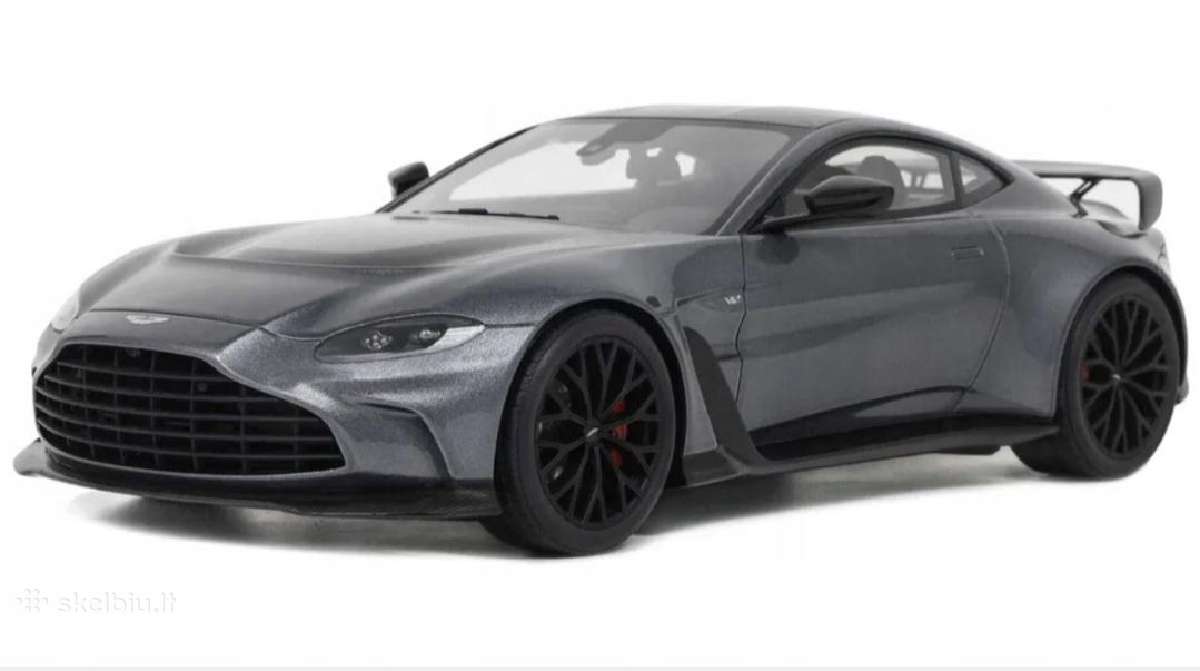Aston Martin V12 Vantage