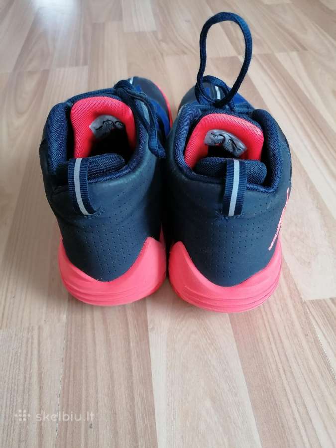 Nike Air Jordan kedai - nuotraukos Nr. 12
