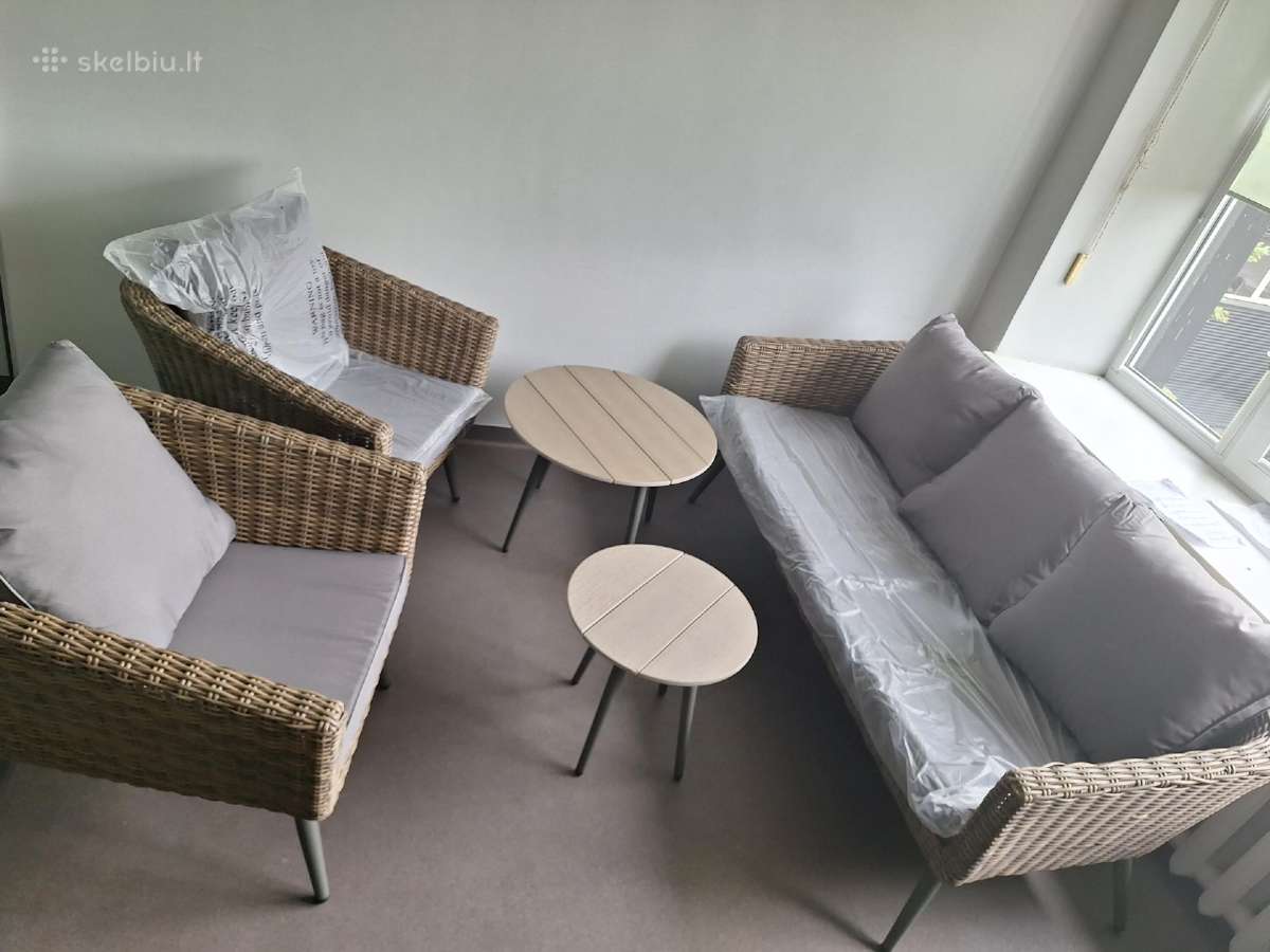 Lauko komplektai nauji
