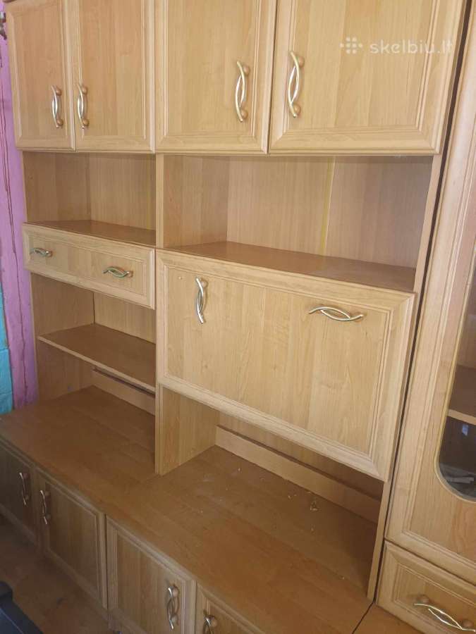 Parduodu spintą ir dvi lovas/sofas - nuotraukos Nr. 3