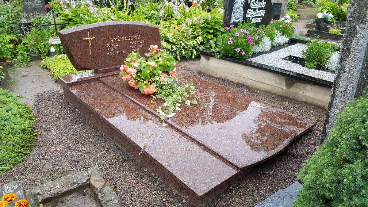 Paminklai, paminklų gamyba, kapaviečių tvarkymas
