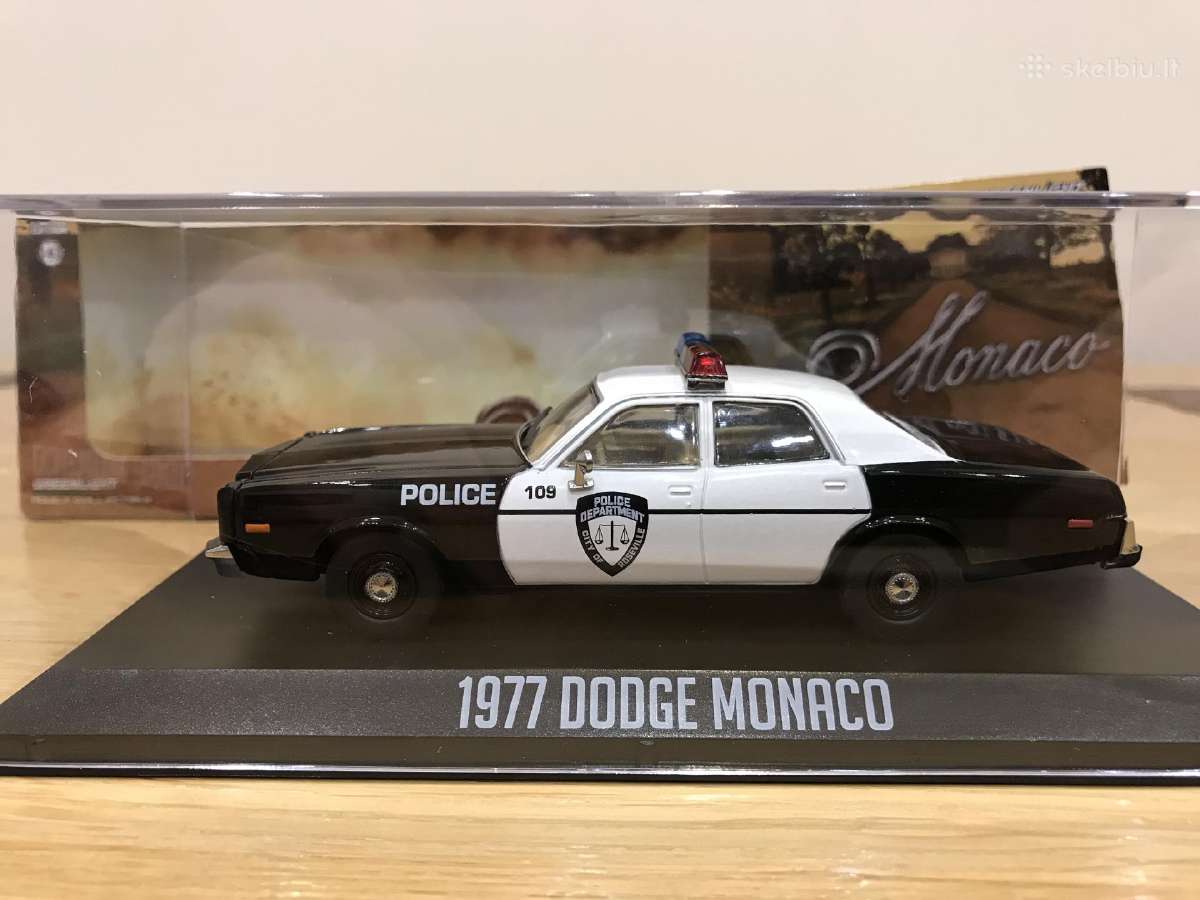 Dodge Monaco