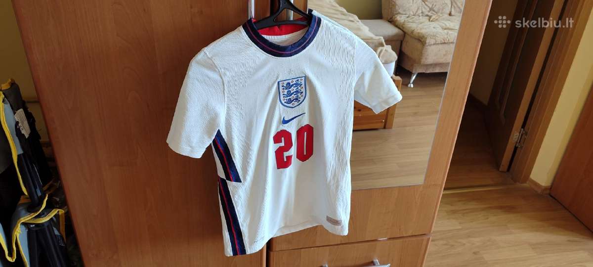 Nike Anglijos futbolo marškinėliai 8-10 metų