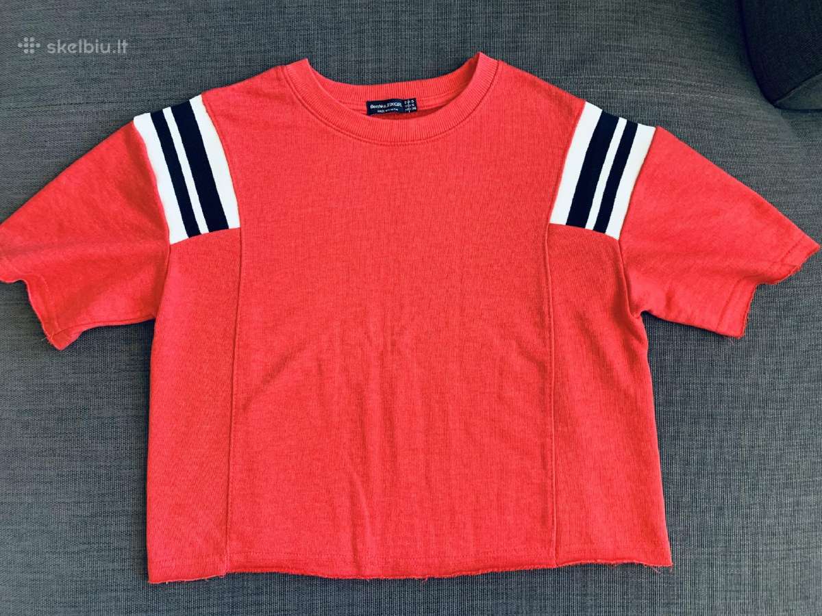 Bershka dzemperis trumpom rankovem
