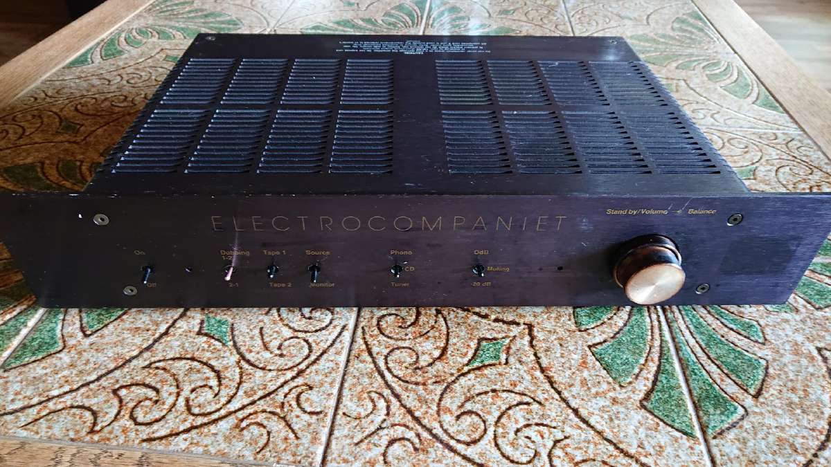 Pradinis stiprintuvas Electrocompaniet