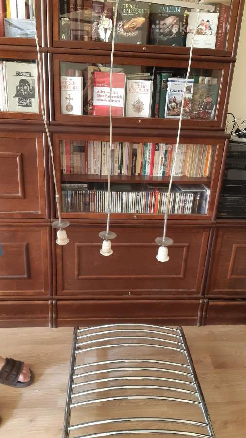 Pigiai lubinis šviestuvas