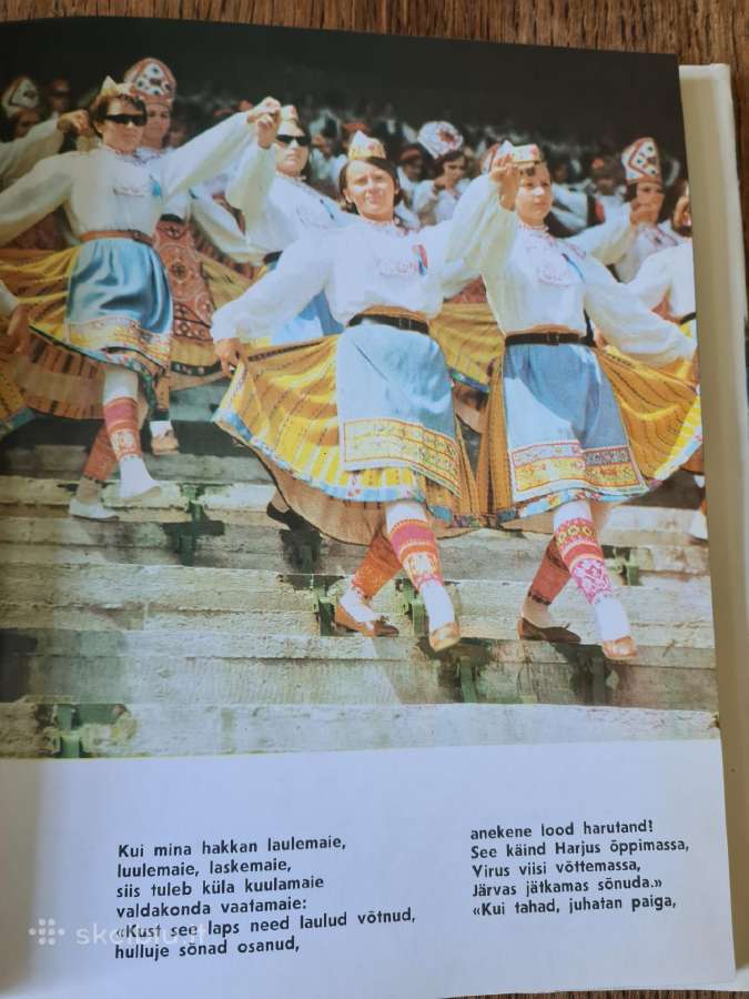 Fotoalbumas apie Estijos Dainų šventės 100-etį - nuotraukos Nr. 9
