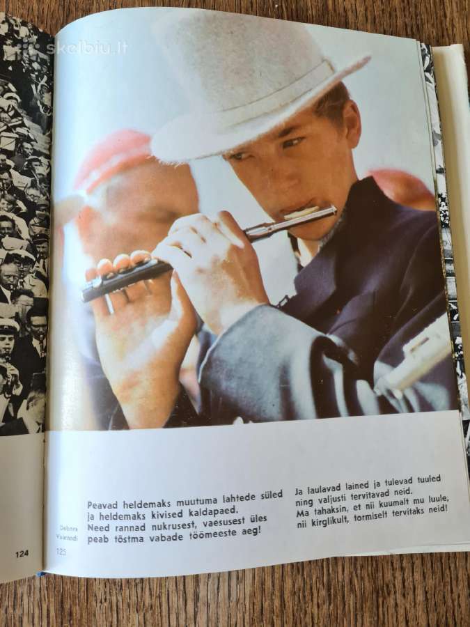 Fotoalbumas apie Estijos Dainų šventės 100-etį - nuotraukos Nr. 15