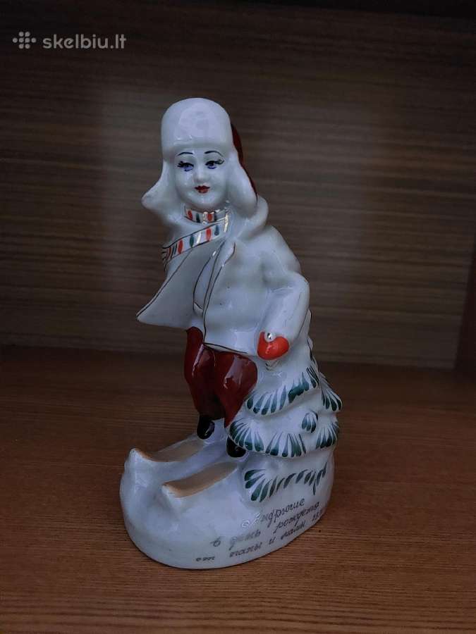 Tarybinių laikų porceliano skulptūrėlė