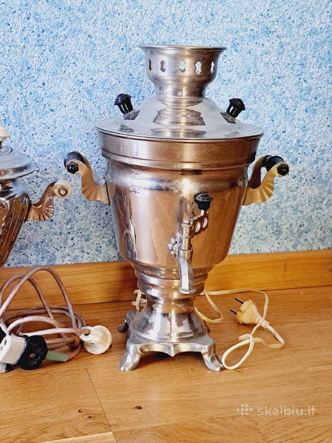 Pora vintažiniių sovietinių samovarų - nuotraukos Nr. 2