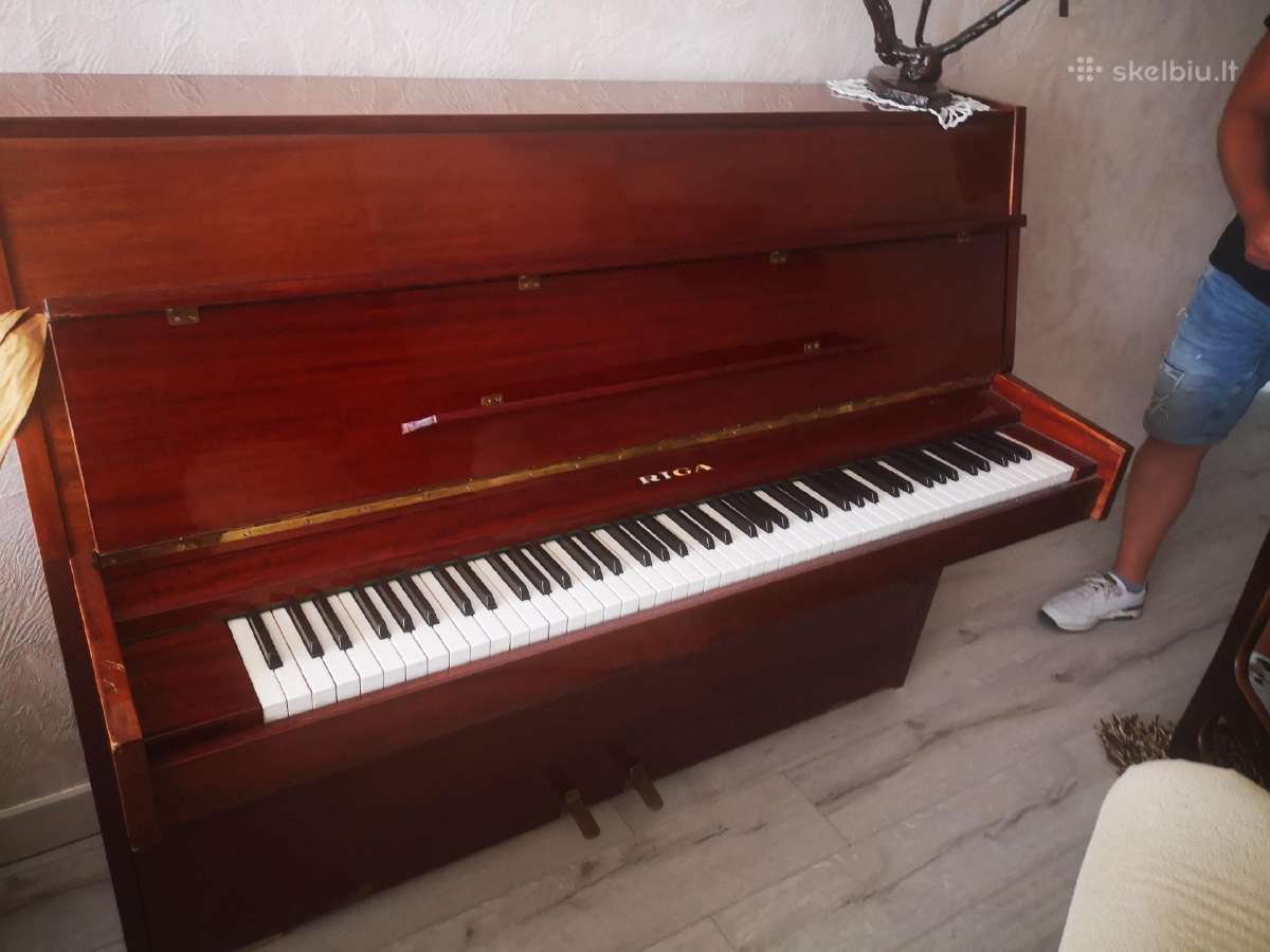Pianinas Riga