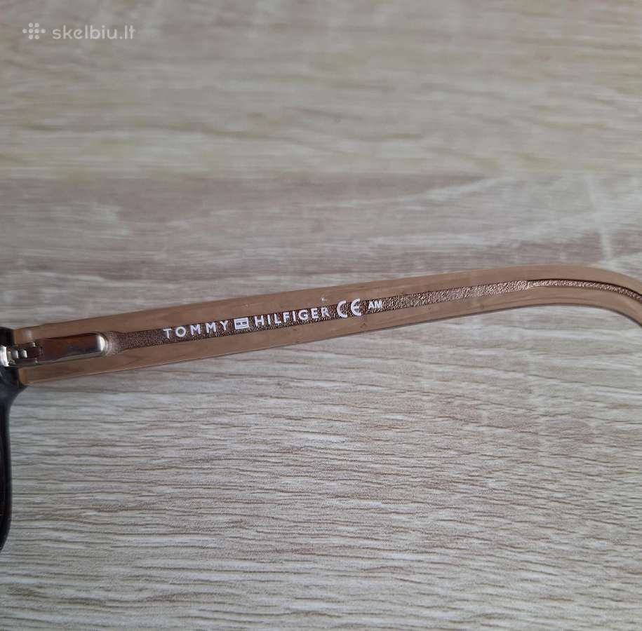 Tommy Hilfiger akiniai - nuotraukos Nr. 6
