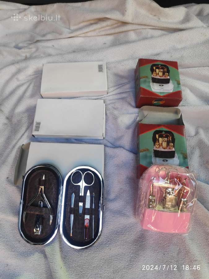 Naujos manikiurines