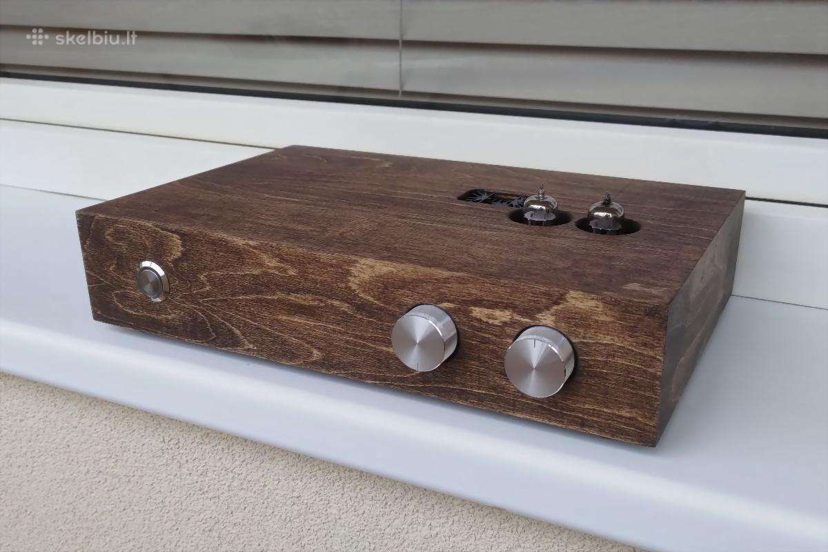 Lempinis pradinis stiprintuvas (Tube Pre-amp)