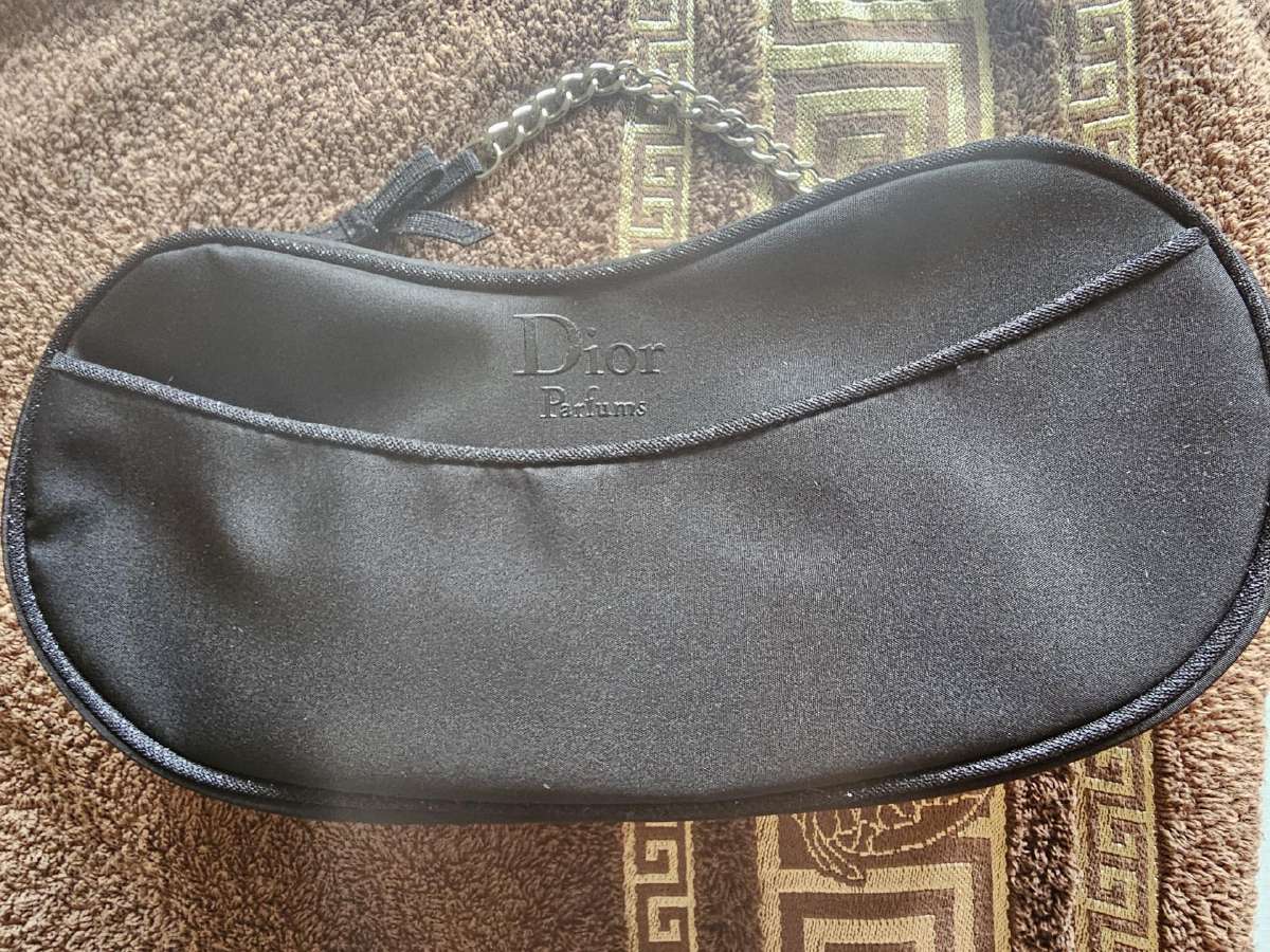 Dior rankinė/kosmetinė/delninukė