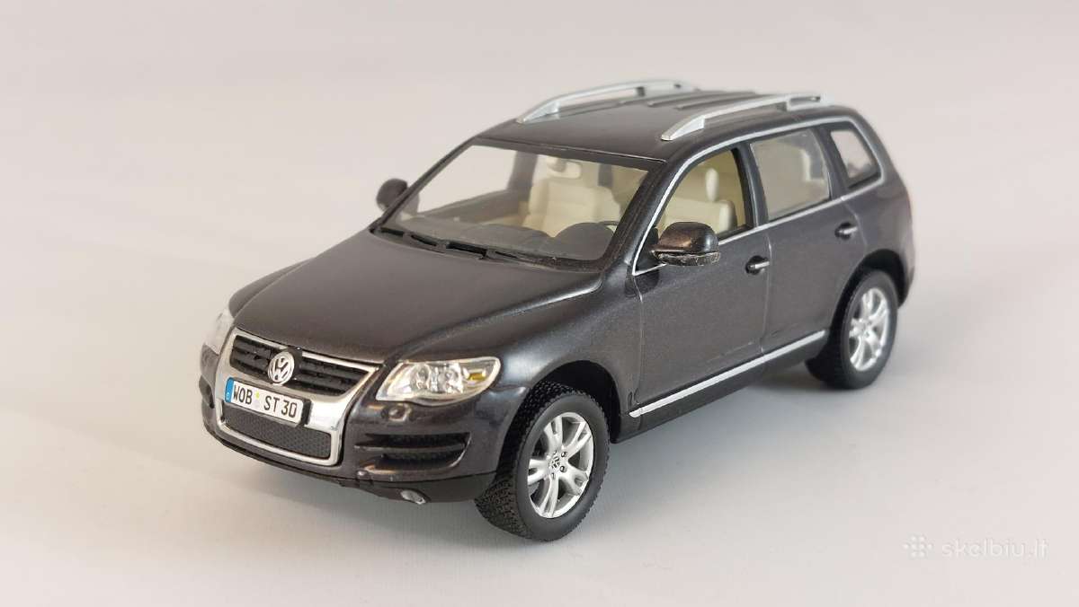 1/43 modeliukai VW Touareg Mk1 facelift