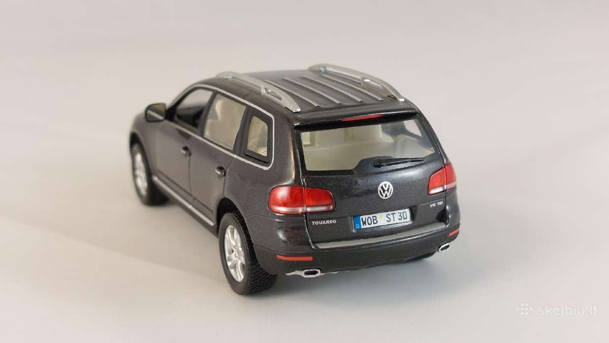 1/43 modeliukai VW Touareg Mk1 facelift - nuotraukos Nr. 5