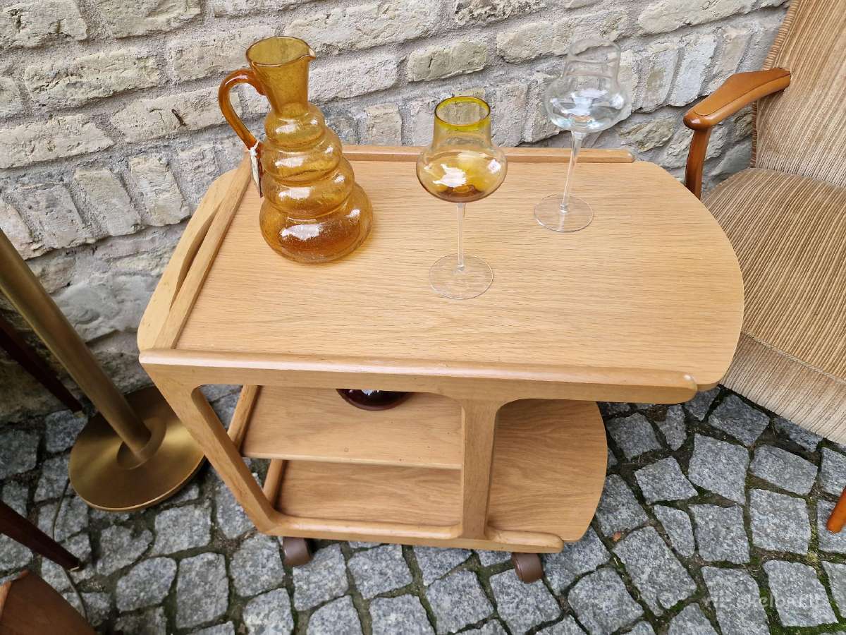 Vintažinis mid century ąžuol.serviravimo staliukas - nuotraukos Nr. 4