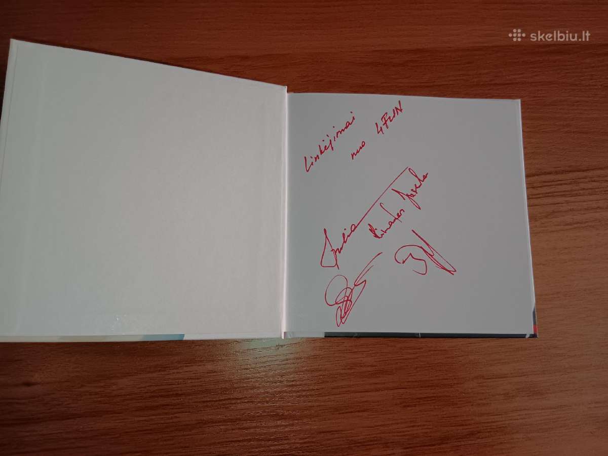 4fun knyga su kompaktu ir grupės narių autografais - nuotraukos Nr. 2