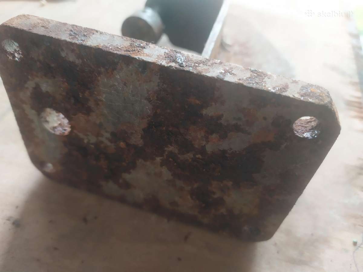 2 metaliniai spaustuvai - nuotraukos Nr. 2