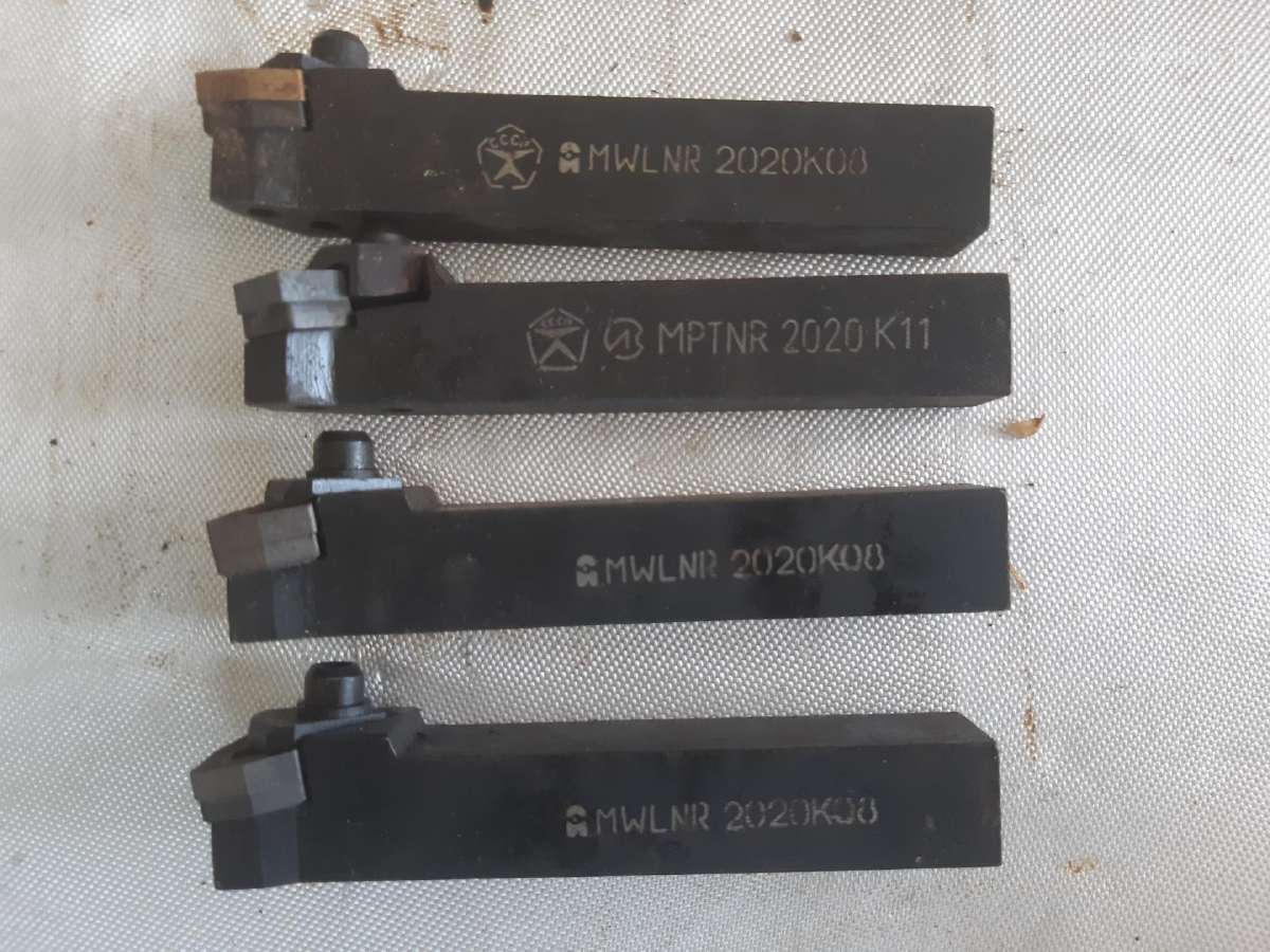 Metalo tekinimo staklių nauji peiliai tarybiniai - nuotraukos Nr. 2