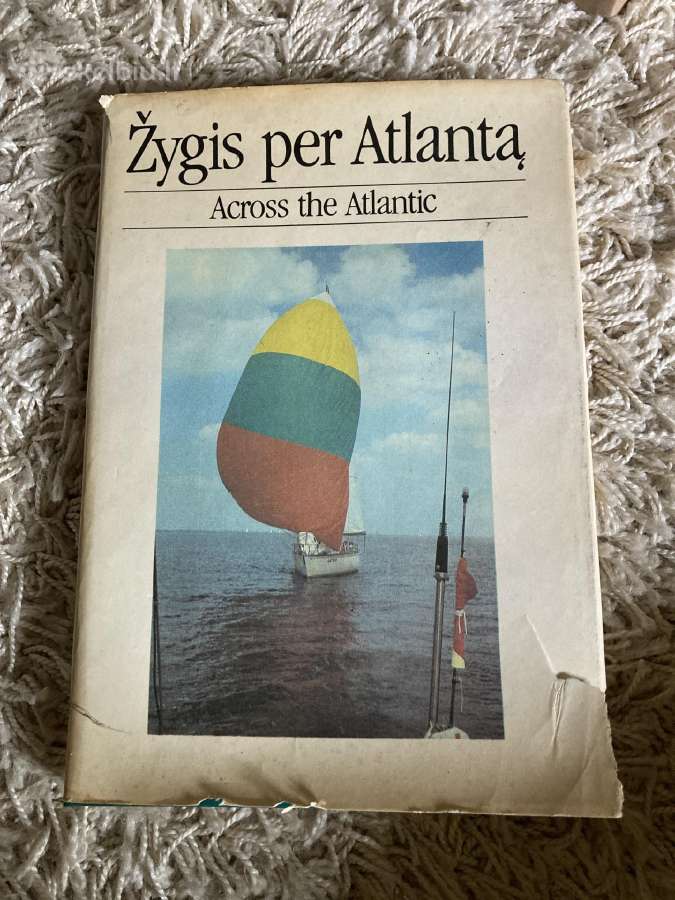 Knygos - nuotraukos Nr. 24