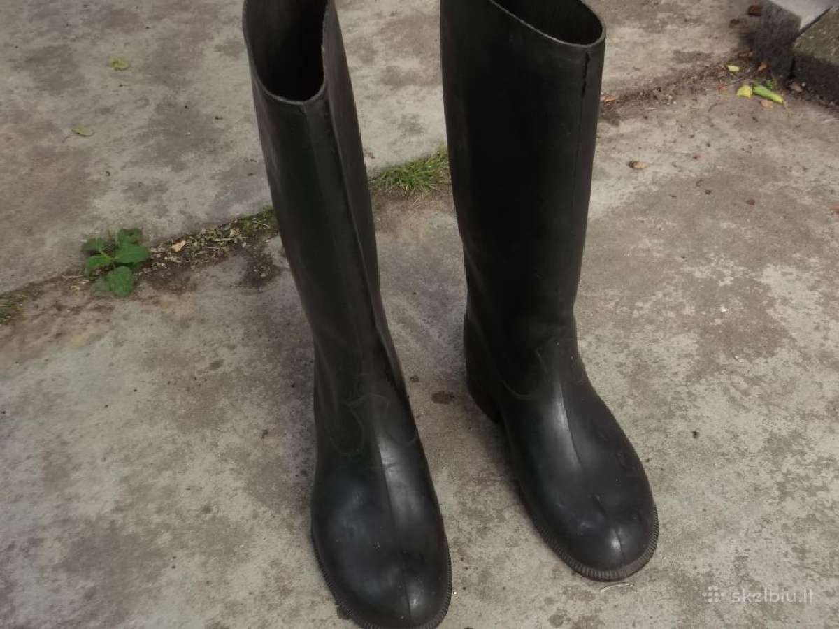 Guminiai batai (botai)