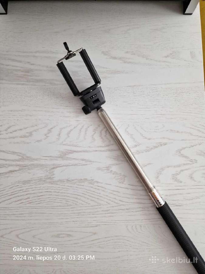 Teleskopinė selfi lazda