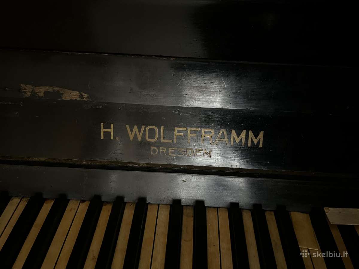 H. Wolfframm Dresden juodas pianinas - nuotraukos Nr. 2