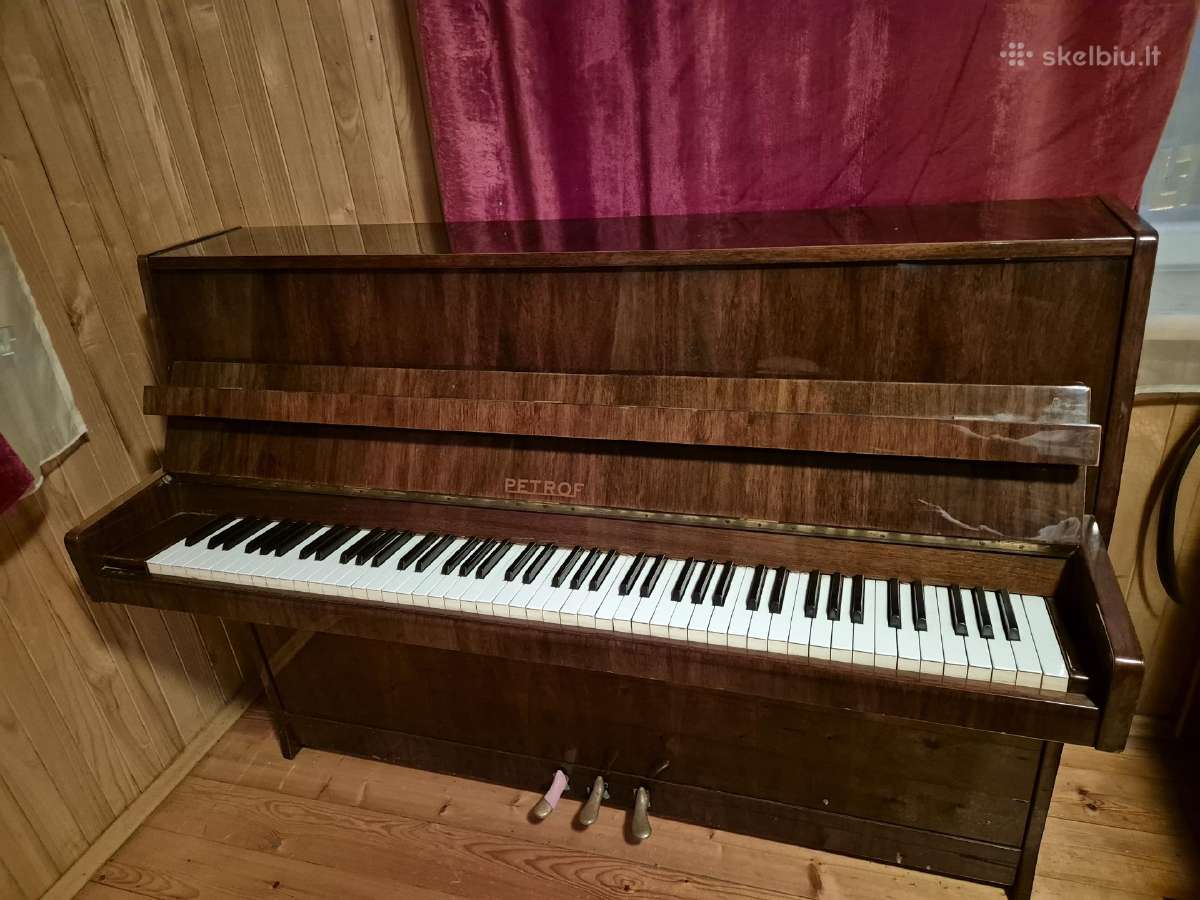Pianinas Petrof - nuotraukos Nr. 2