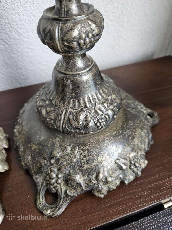 Dvi ornamentuotos žvakidės, sidabruotos - nuotraukos Nr. 3