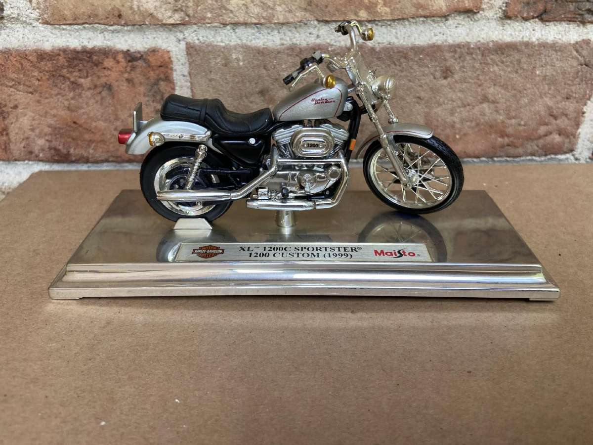 Modeliukai harley davidson 1:18 baikeriui HD - nuotraukos Nr. 14