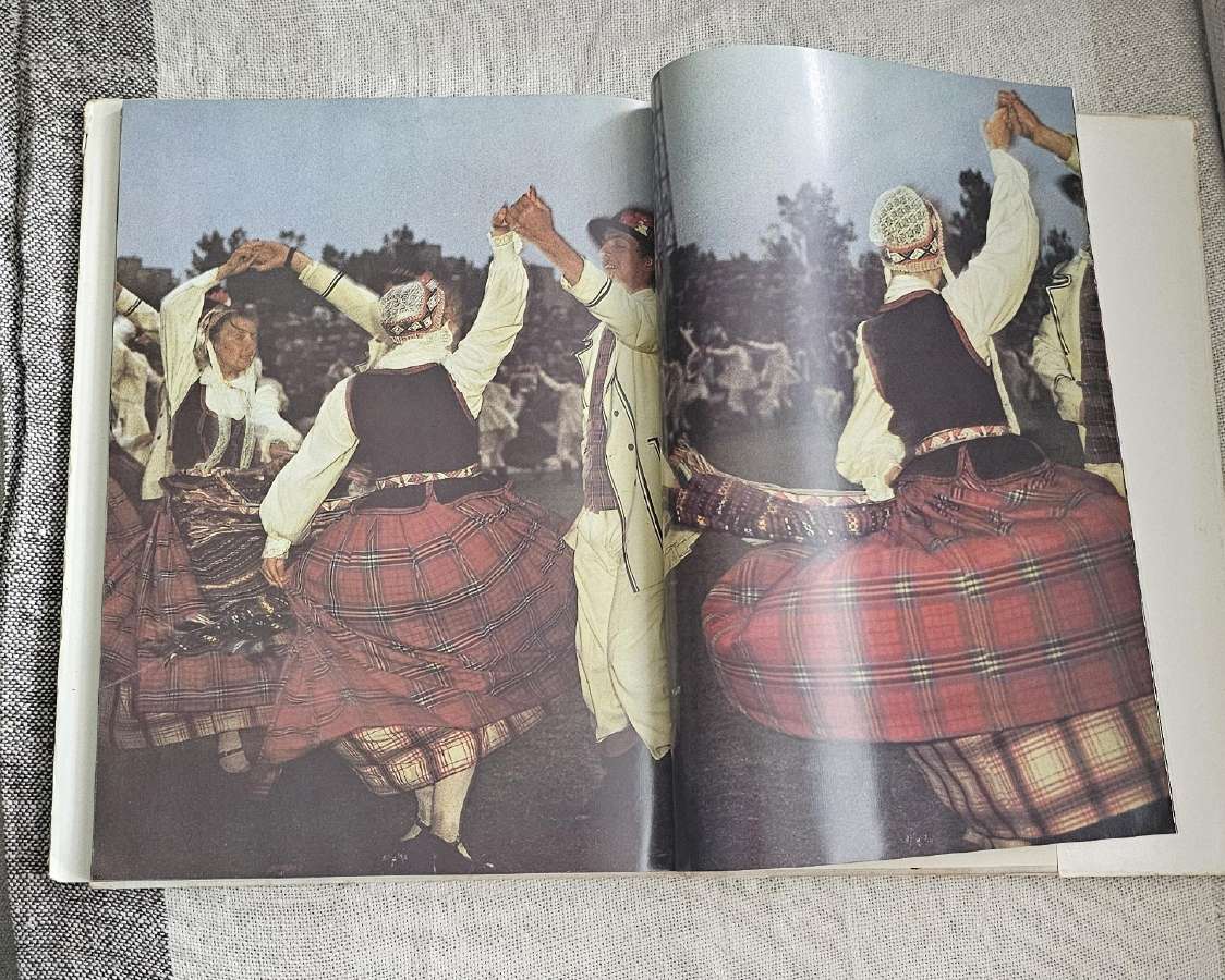 1985m. Dainų šventės fotoalbumas+ ženklai. - nuotraukos Nr. 9