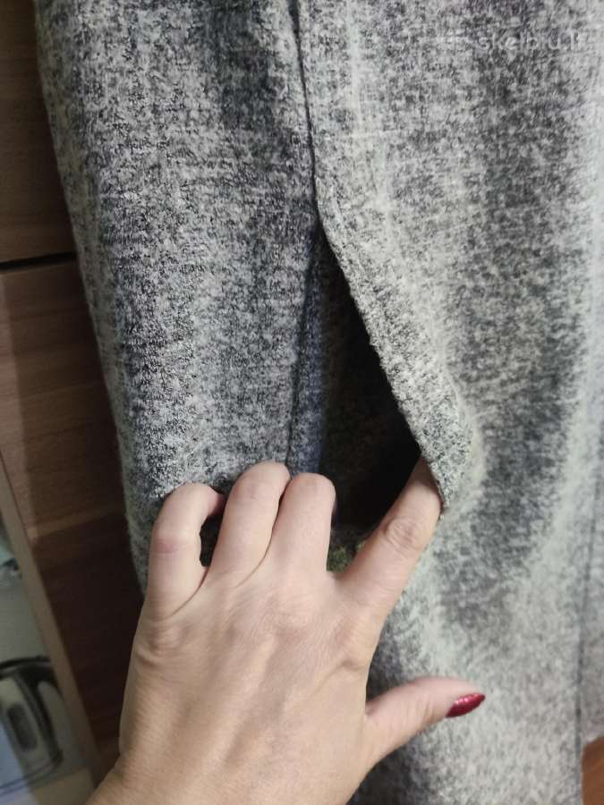 Pilka liemenė su kišenėmis, nugaroje skeltukas - nuotraukos Nr. 4