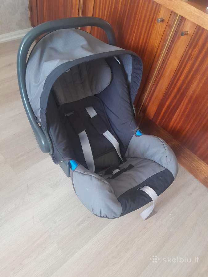 Vaikiška automobilinė kėdutė