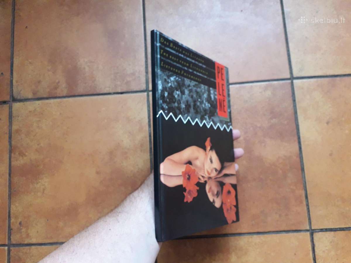 Aktų albumas "Pelenė" - nuotraukos Nr. 2