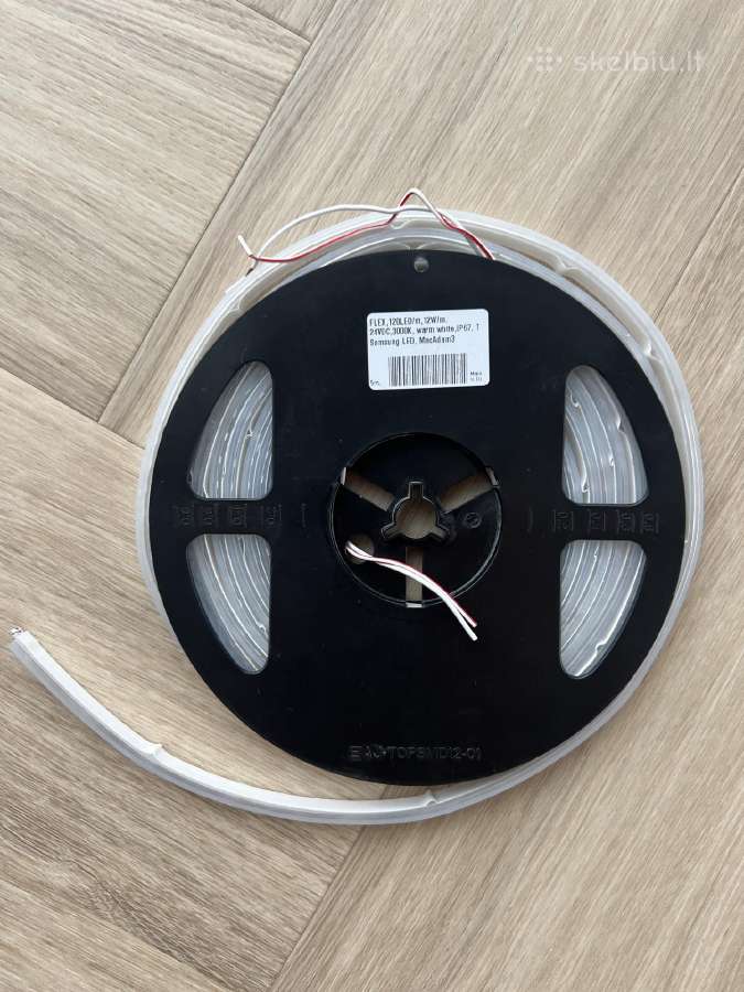 LED apviestimas nuo judesio - nuotraukos Nr. 3