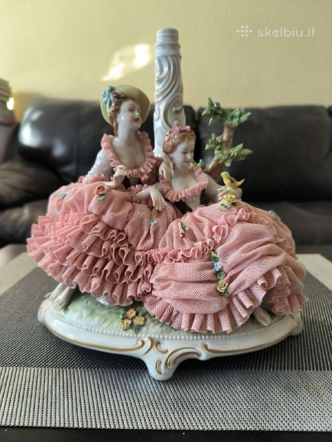 Porceliano ir ažūrinė azuro vaza