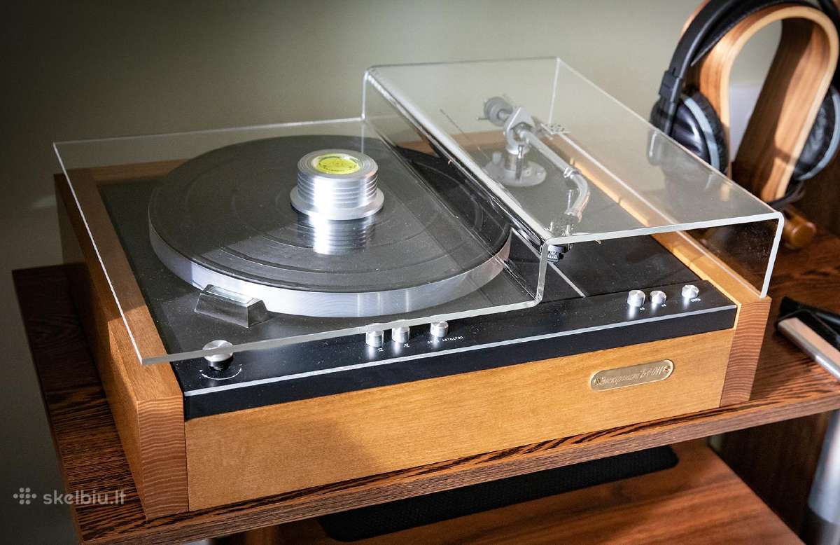 Elektronika B1-011
