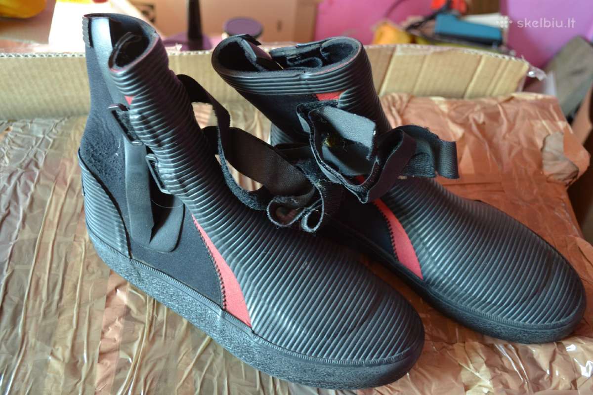 Neopreniniai batai Crewsaver