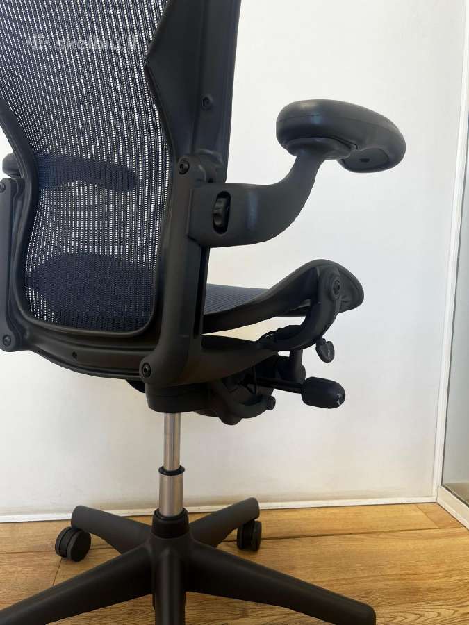 Herman Miller Aeron biuro kėdė mėlyna - nuotraukos Nr. 2